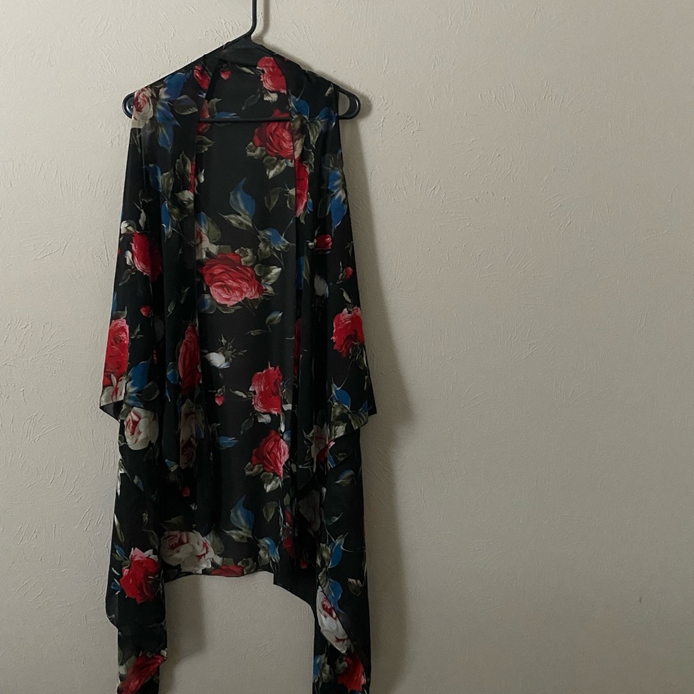 Sheer Sleeveless Kimono w/ Waterfall Cut